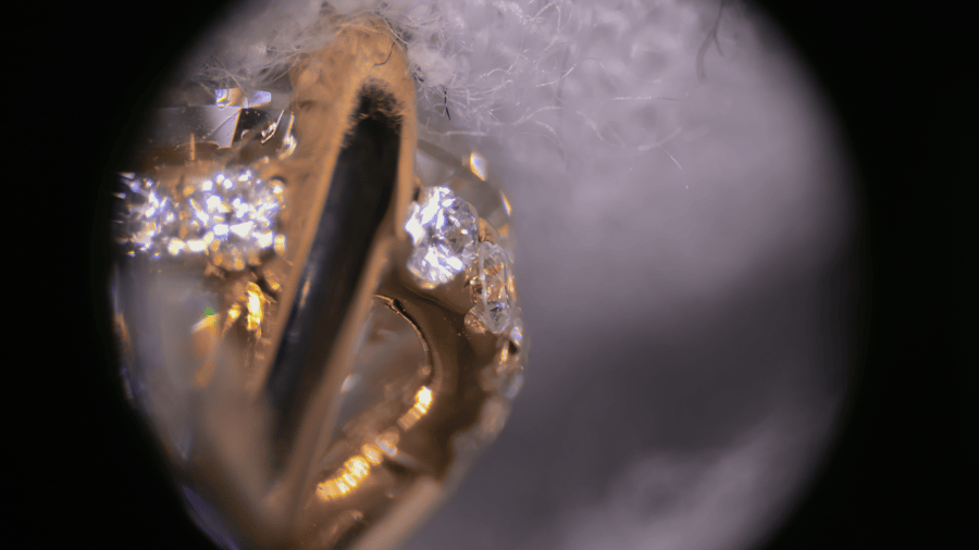 Loose Hidden Halo Stone